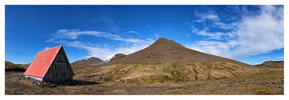 RedHut_Pass_nearBudhir_Iceland